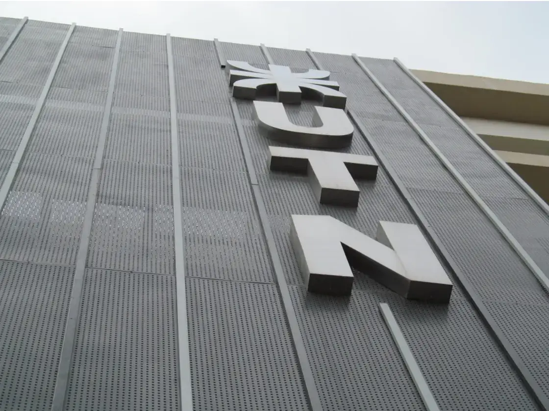 institucional-02-logo-utn-fachada